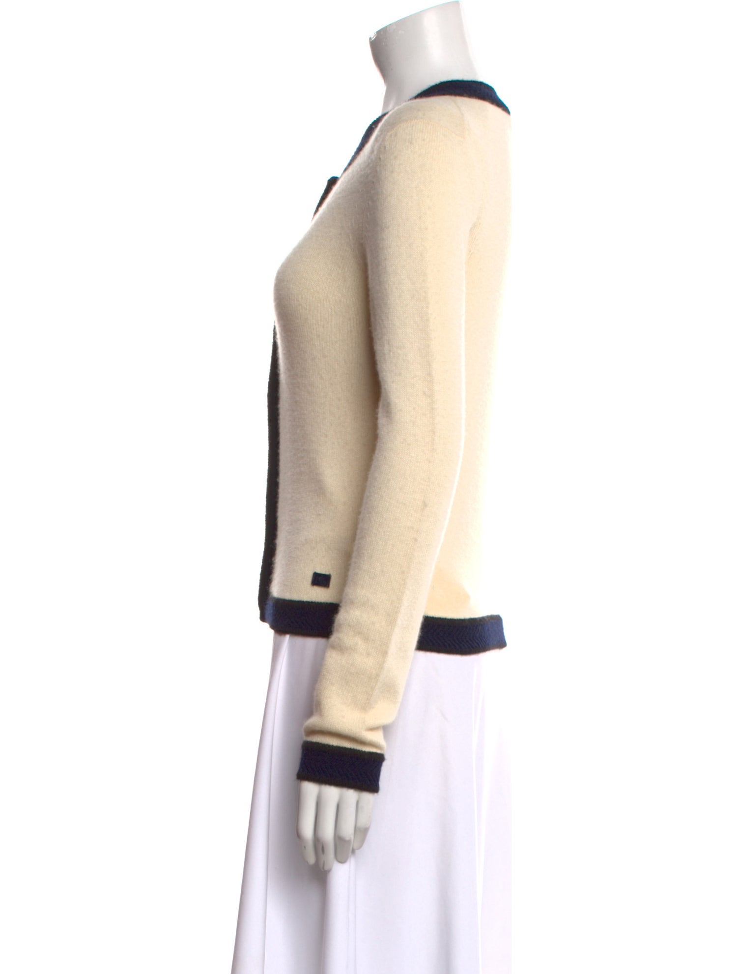 Chanel Vintage 2002 Sweater