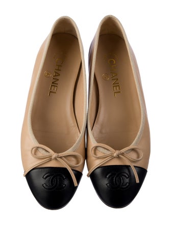 Chanel Interlocking CC Logo Lambskin Ballet Flats