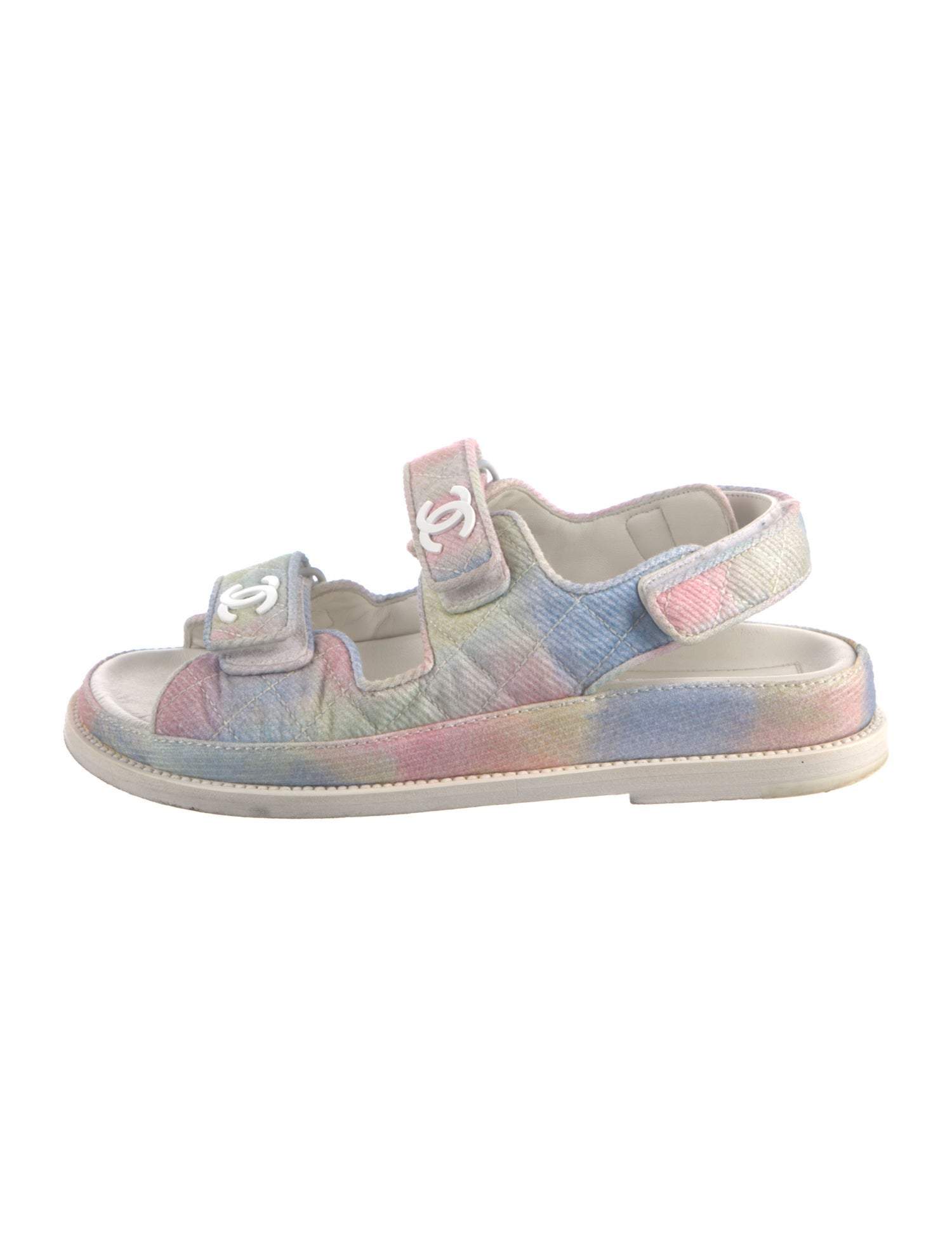 Chanel 2022 Interlocking CC Logo Espadrilles