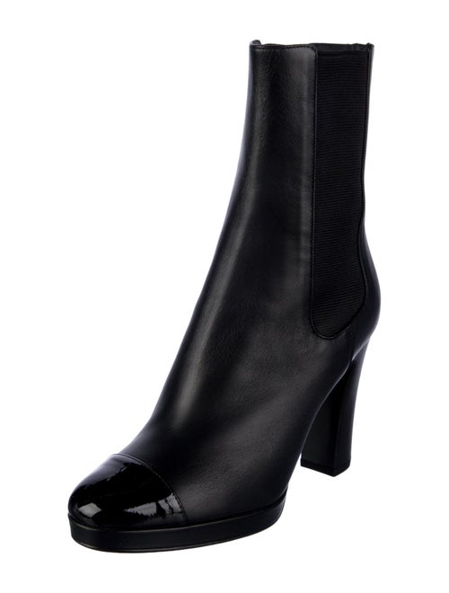 Chanel 2020 Interlocking CC Logo Chelsea Boots