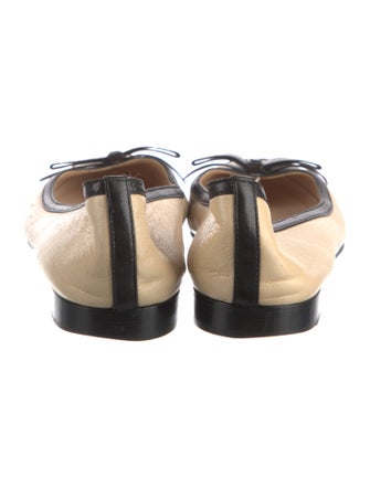 Chanel Interlocking CC Logo Leather Ballet Flats