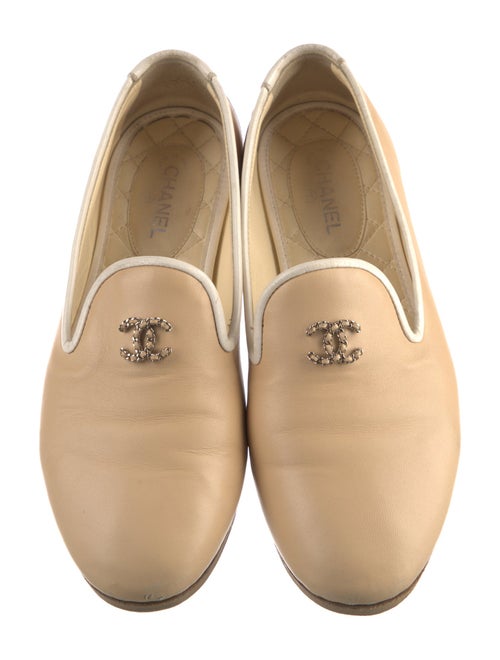 Chanel Interlocking CC Logo Leather Loafers