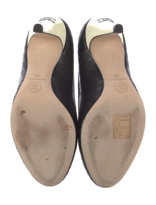 Chanel 2014 Interlocking CC Logo Pumps