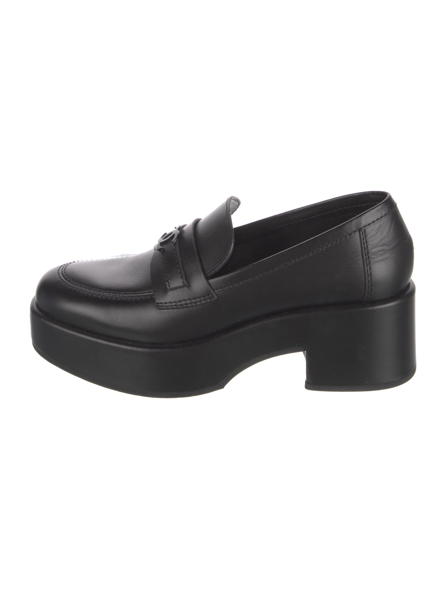 Chanel Interlocking CC Logo Leather Loafers