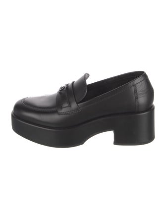 Chanel Interlocking CC Logo Leather Loafers
