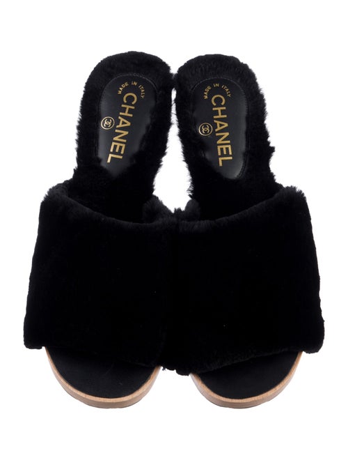 Chanel 2017 Interlocking CC Logo Slides