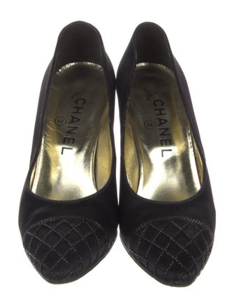 Chanel Interlocking CC Logo Satin Pumps