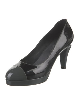 Chanel Interlocking CC Logo Patent Leather Pumps
