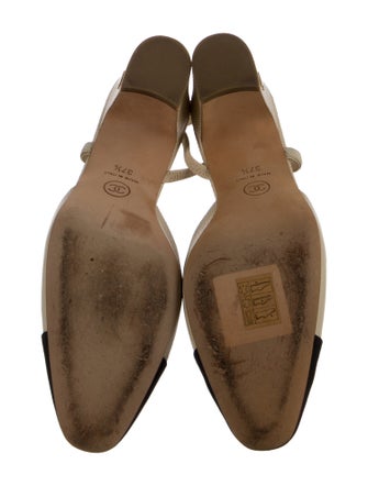 Chanel Interlocking CC Logo Leather Slingback Pumps