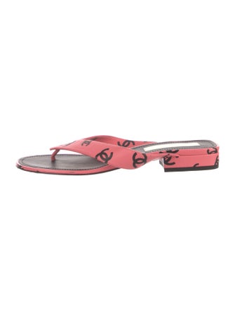 Chanel Interlocking CC Logo Leather Flip Flops