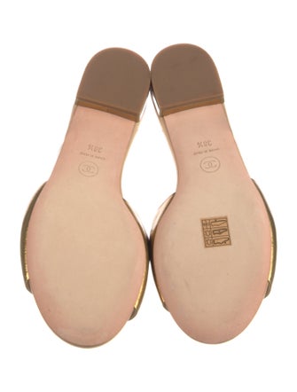 Chanel 2019 Interlocking CC Logo Slides