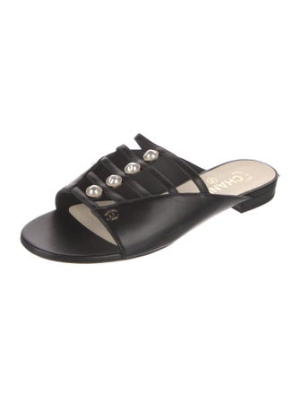 Chanel Interlocking CC Logo Leather Slides