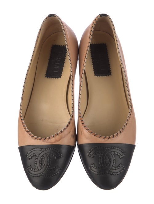 Chanel Interlocking CC Logo Leather Flats