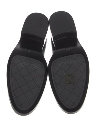 Chanel Interlocking CC Logo Leather Loafers