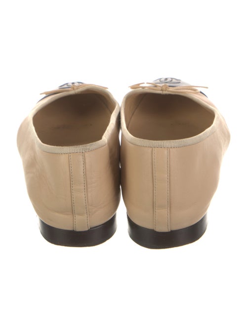 Chanel Interlocking CC Logo Leather Ballet Flats