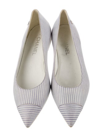 Chanel Interlocking CC Logo Leather Flats