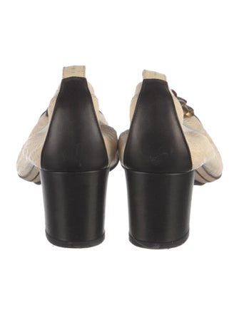 Chanel Interlocking CC Logo Leather Pumps