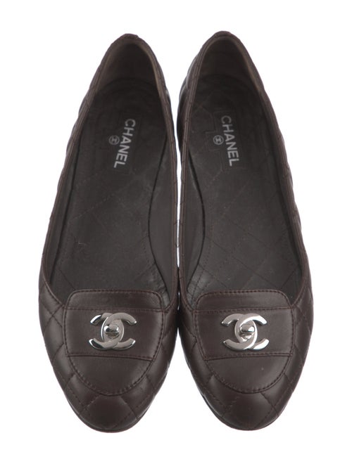 Chanel Interlocking CC Logo Leather Loafers