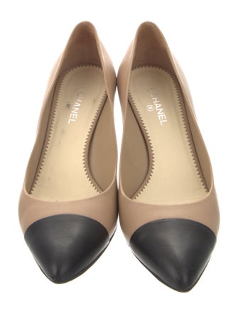 Chanel 2013 Interlocking CC Logo Pumps