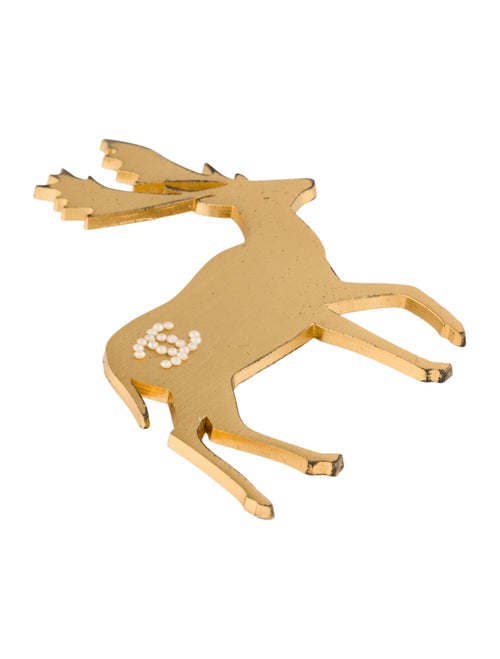 Chanel Faux Pearl CC Deer Brooch