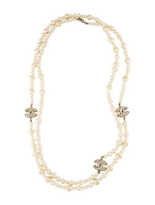 Chanel Faux Pearl & Resin CC Long Station Necklace