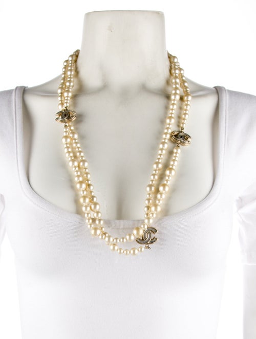 Chanel Faux Pearl & Resin CC Long Station Necklace