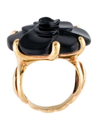Chanel 18K Onyx Camélia Ring