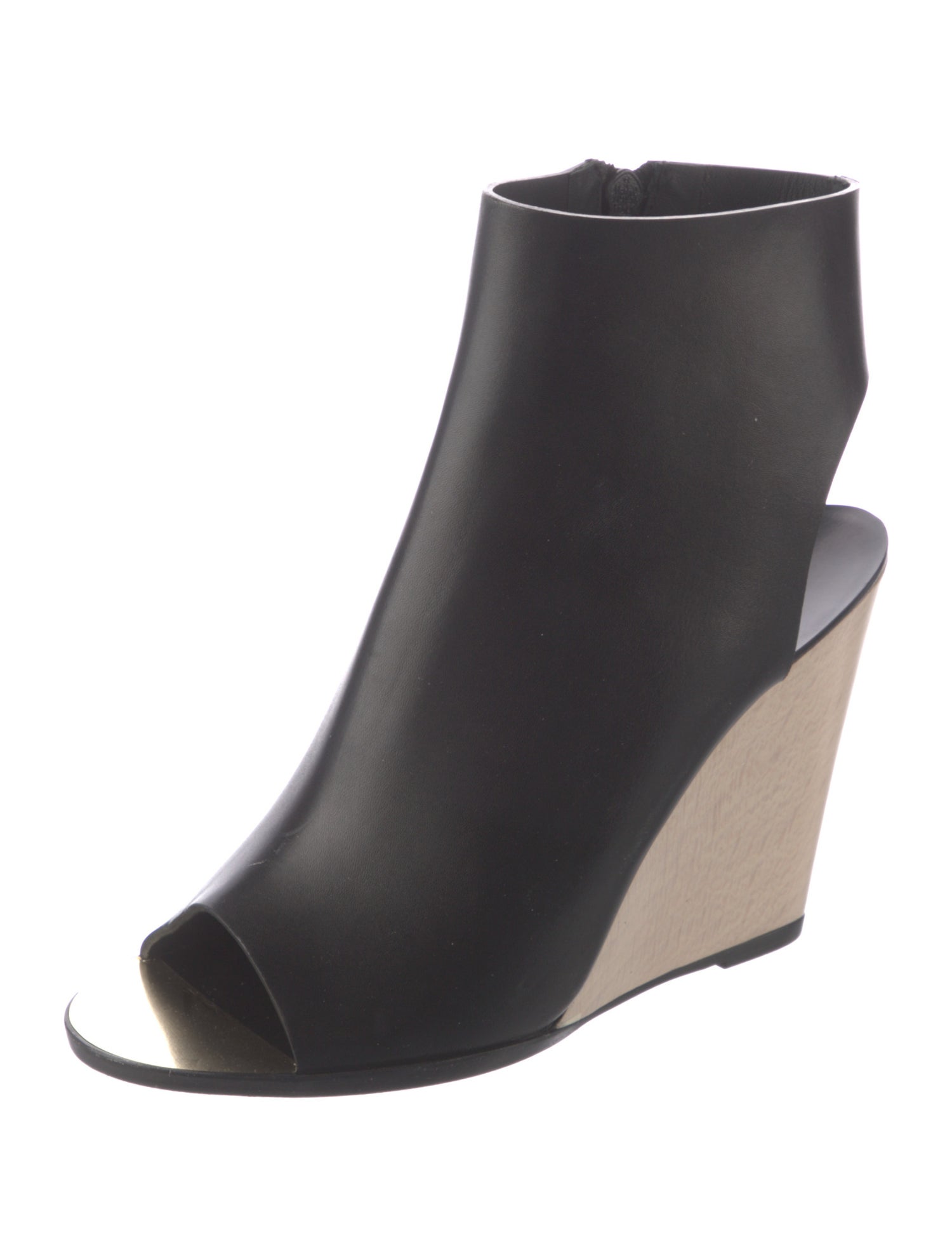 Chanel 2009 Interlocking CC Logo Sandals