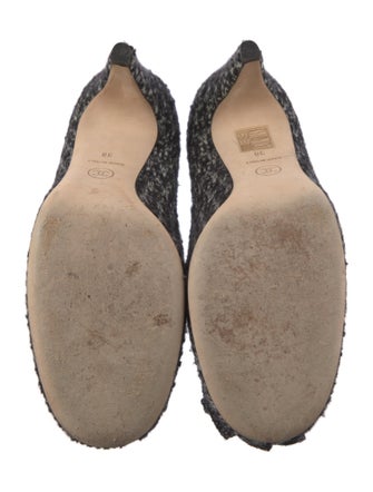 Chanel 2010 Interlocking CC Logo Pumps