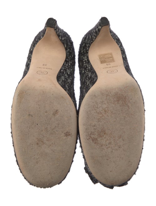Chanel 2010 Interlocking CC Logo Pumps