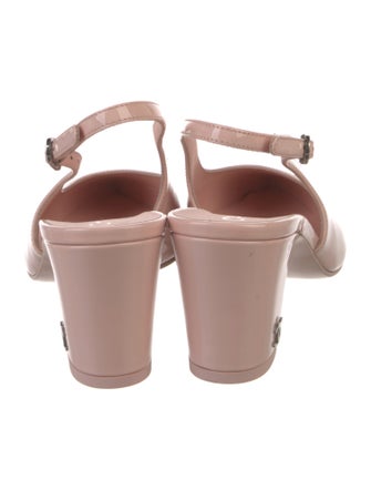 Chanel 2023 Interlocking CC Logo Slingback Pumps