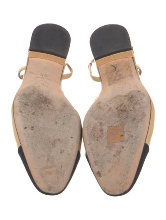 Chanel 2020 Interlocking CC Logo Slingback Flats