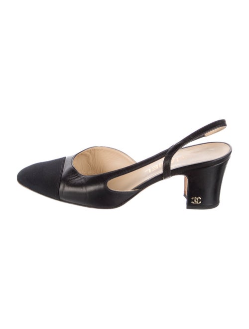 Chanel Interlocking CC Logo Leather Slingback Pumps