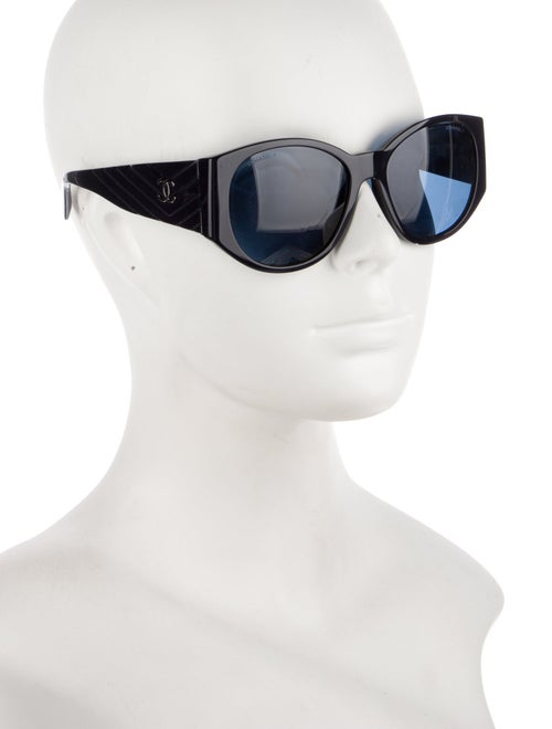 Chanel Interlocking CC Logo Round Sunglasses