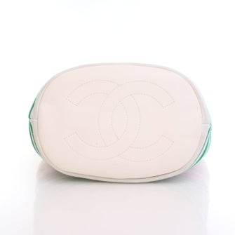 Chanel Interlocking CC Venise Biarritz Bucket Bag Medium