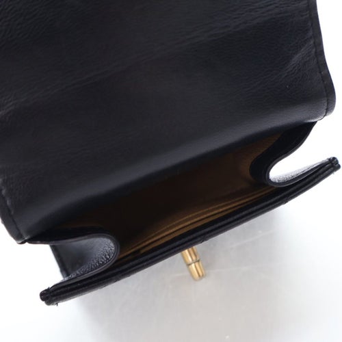 Chanel Interlocking CC Chic Pearls Clutch With Chain