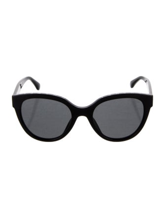 Chanel Interlocking CC Logo Wayfarer Sunglasses