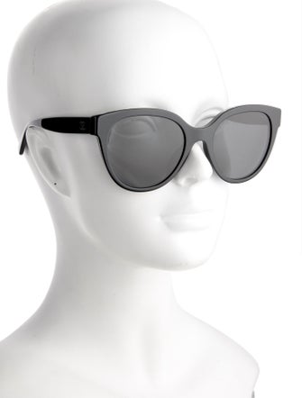 Chanel Interlocking CC Logo Wayfarer Sunglasses