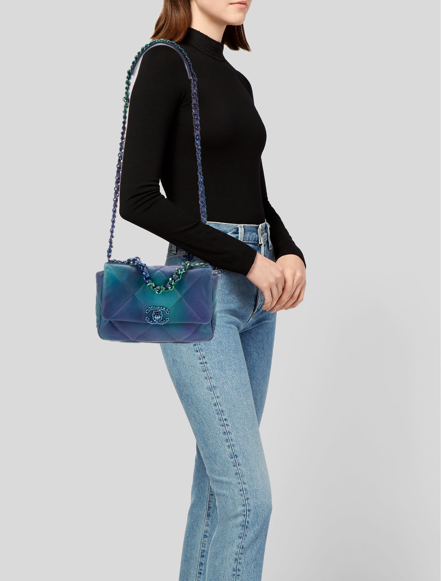 Chanel Medium 19 Flap Bag