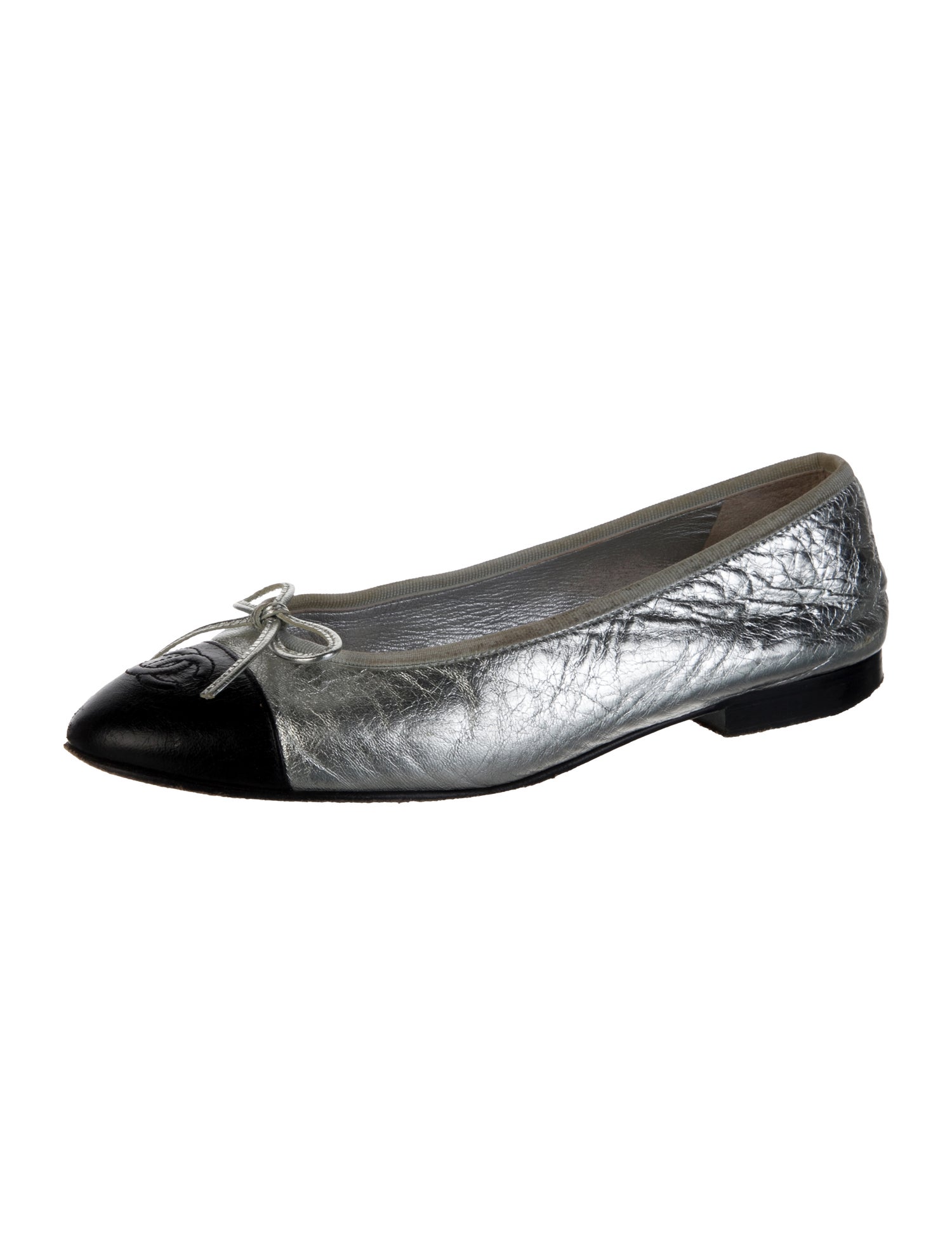 Chanel Interlocking CC Logo Leather Ballet Flats
