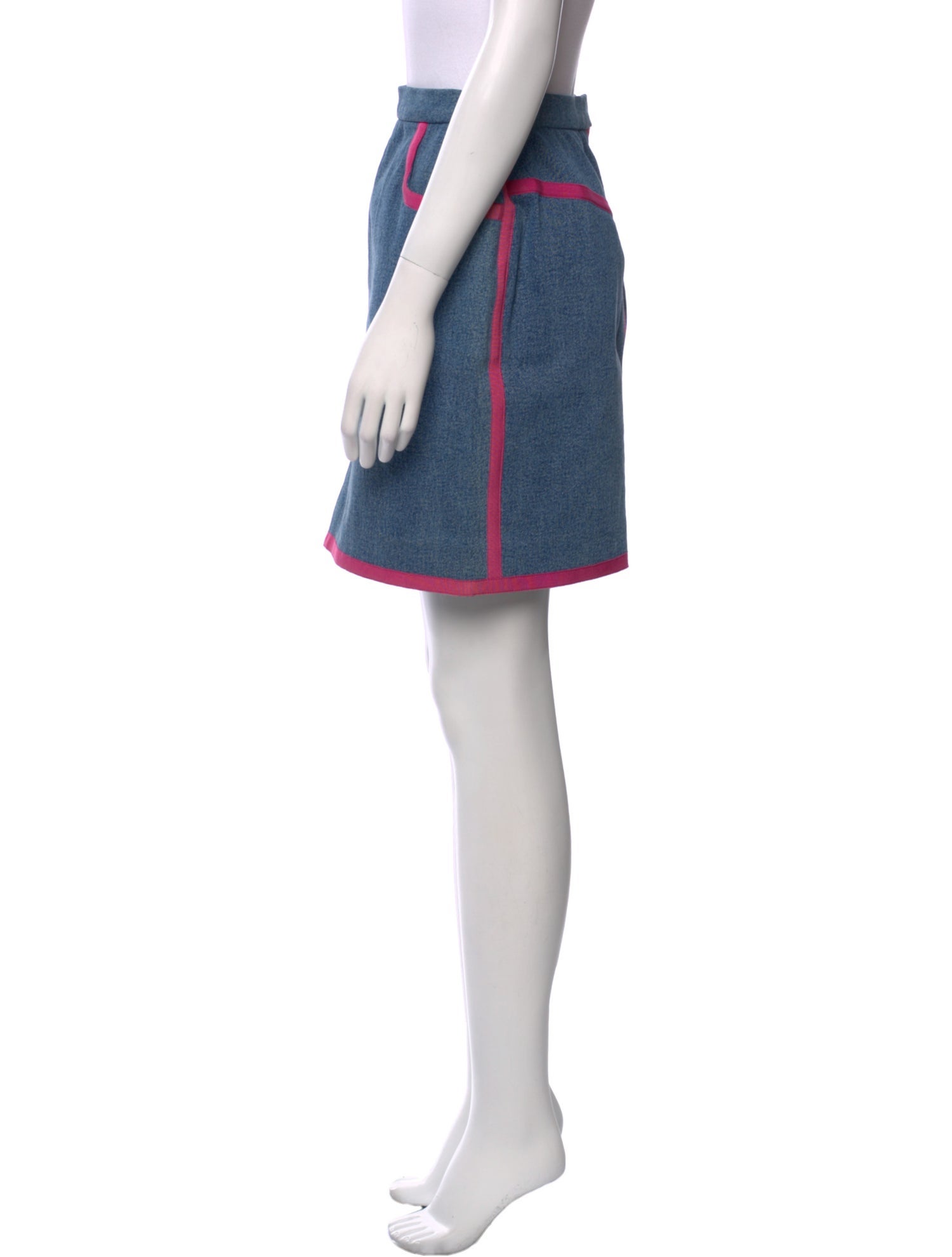 Chanel Vintage Mini Skirt