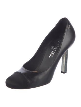 Chanel 2016 Interlocking CC Logo Pumps