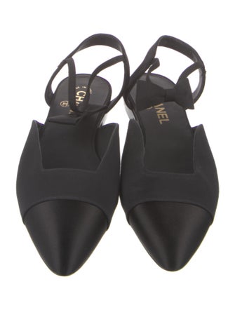 Chanel 2020 Interlocking CC Logo Slingback Flats