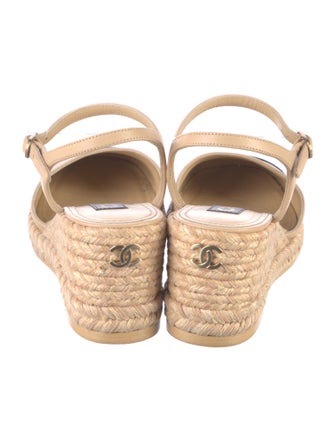 Chanel 2023 Interlocking CC Logo Slingback Pumps