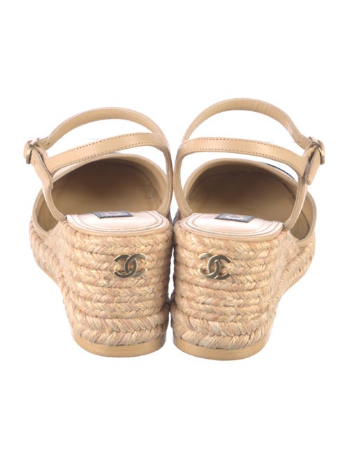 Chanel 2023 Interlocking CC Logo Slingback Pumps