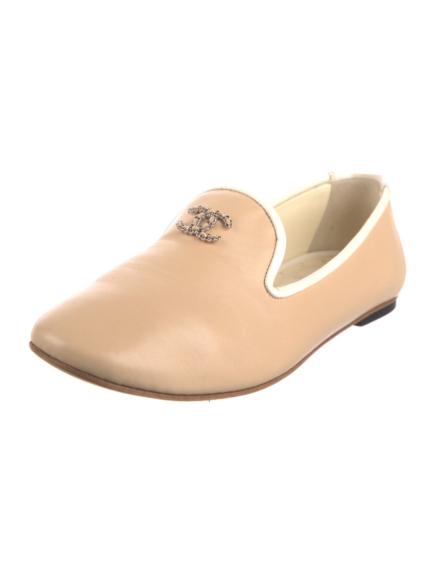 Chanel Interlocking CC Logo Leather Loafers