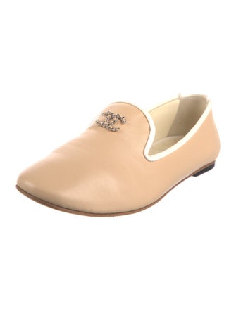 Chanel Interlocking CC Logo Leather Loafers