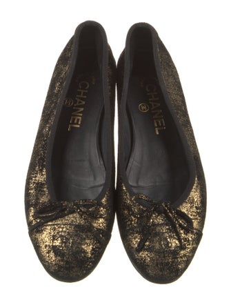 Chanel Interlocking CC Logo Suede Flats