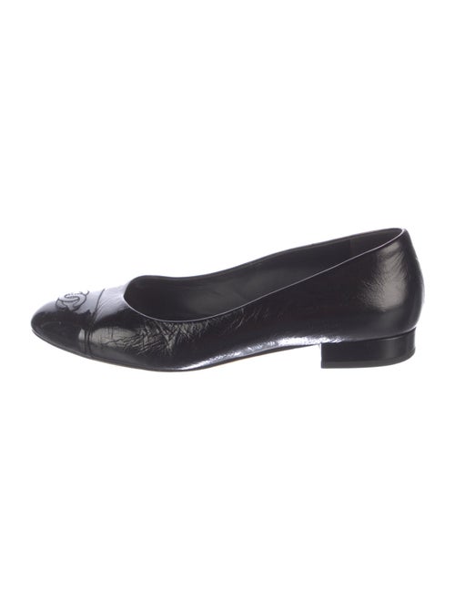 Chanel Interlocking CC Logo Patent Leather Flats