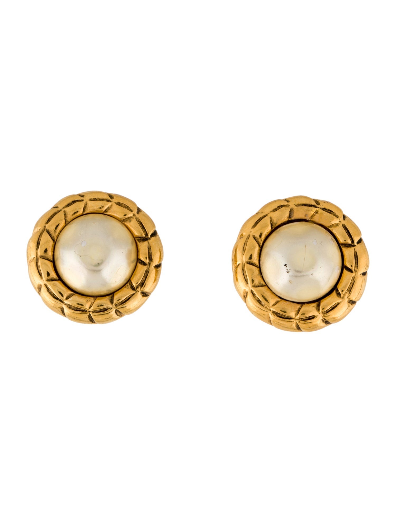 Chanel Vintage Faux Pearl Clip On Earrings
